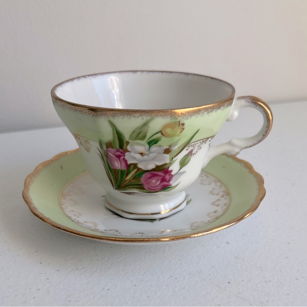 Norleans Japan Floral Teacup & Saucer Set - Picture 2 of 11